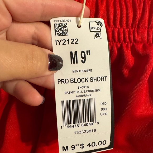 Adidas men medium 9” athletic shorts nwt - Picture 4 of 4